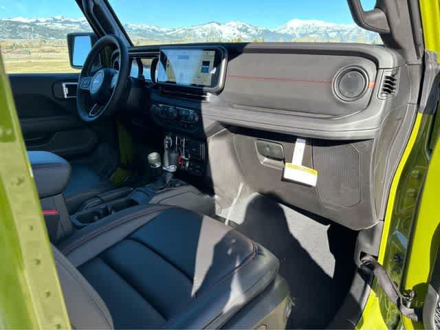New 2025 Jeep Gladiator Rubicon AWD/4WD image 24