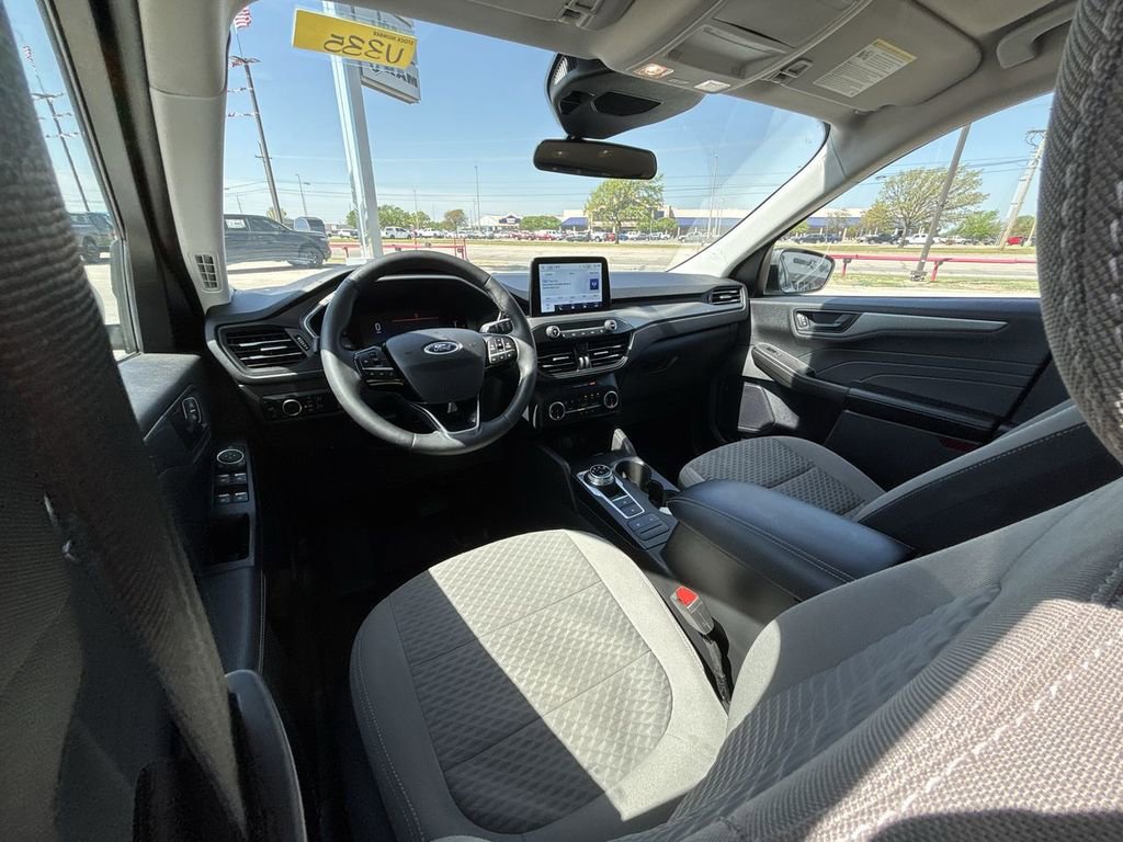 Used 2024 Ford Escape Active image 17