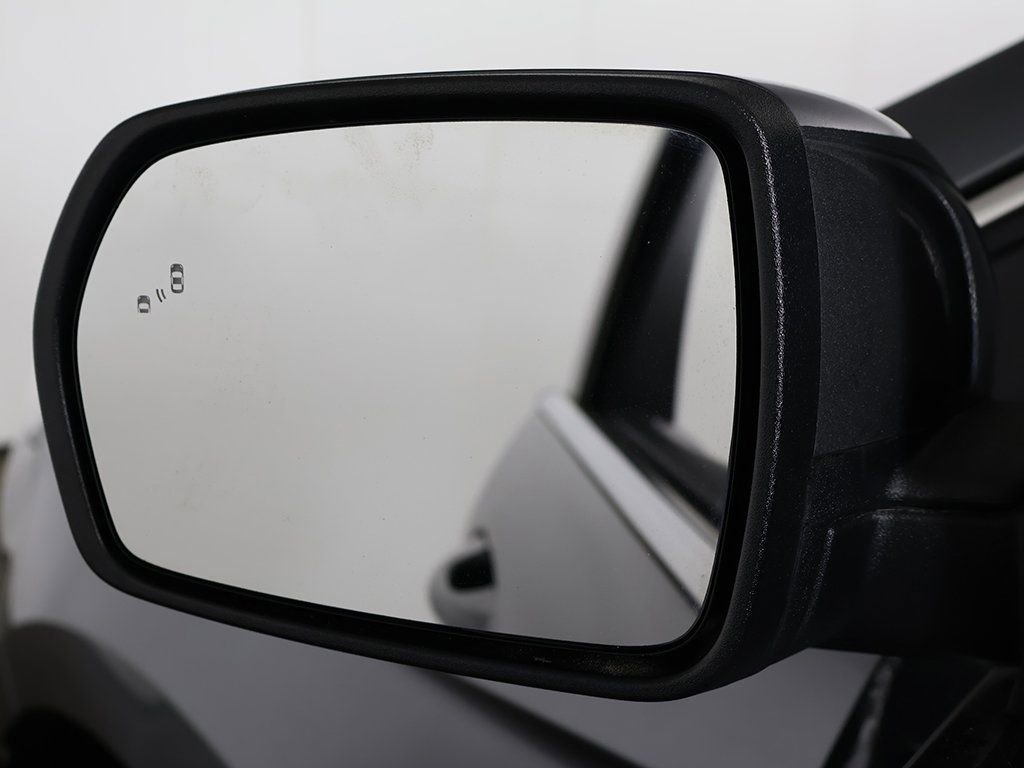 Used 2022 Ford Edge SEL w/ Convenience Package image 30