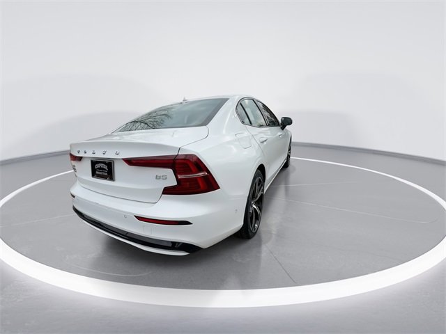 Used 2024 Volvo S60 B5 Plus image 8