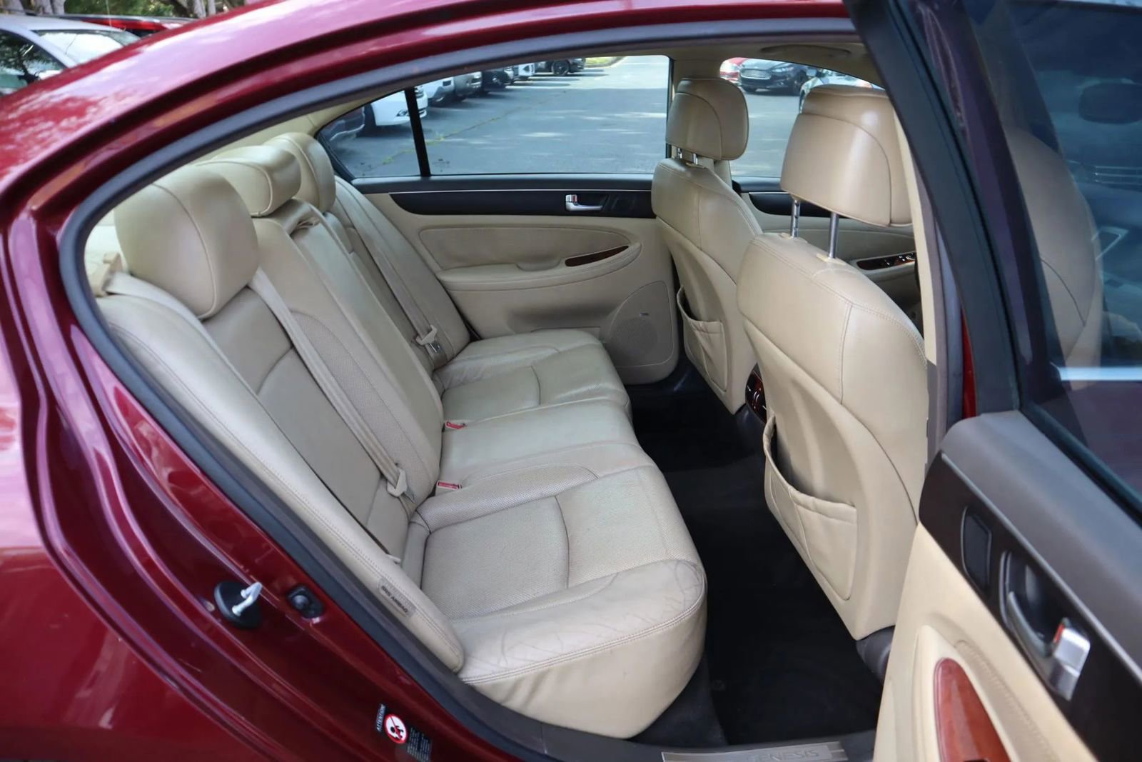 Used 2012 Hyundai Genesis 3.8 w/ Premium Pkg image 19