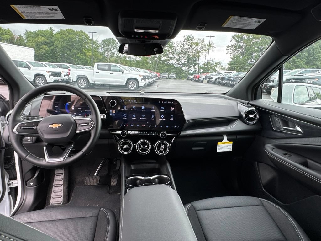 New 2025 Chevrolet Blazer EV LT AWD/4WD image 24