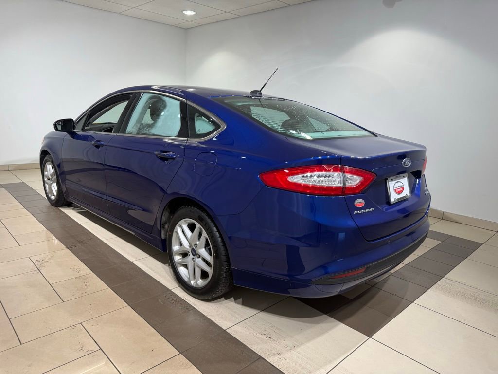 Used 2013 Ford Fusion SE image 3