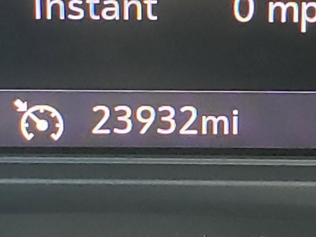 Used 2023 Buick Enclave Essence w/ Experience Buick Package image 25