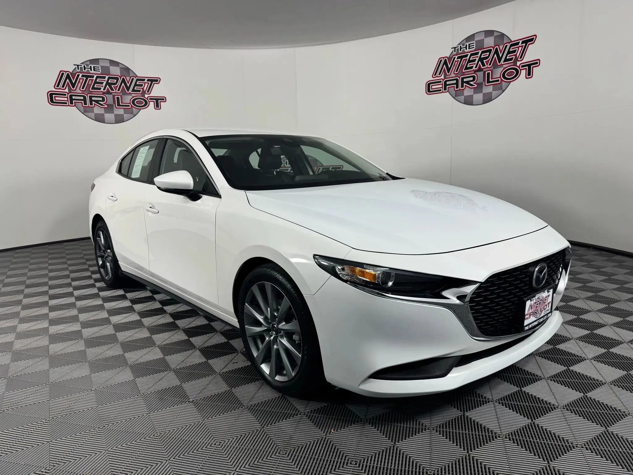 Used 2023 MAZDA MAZDA3 s FWD image 9