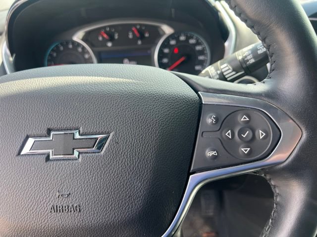 Used 2022 Chevrolet Traverse LT w/ Midnight/Sport Edition AWD/4WD image 28