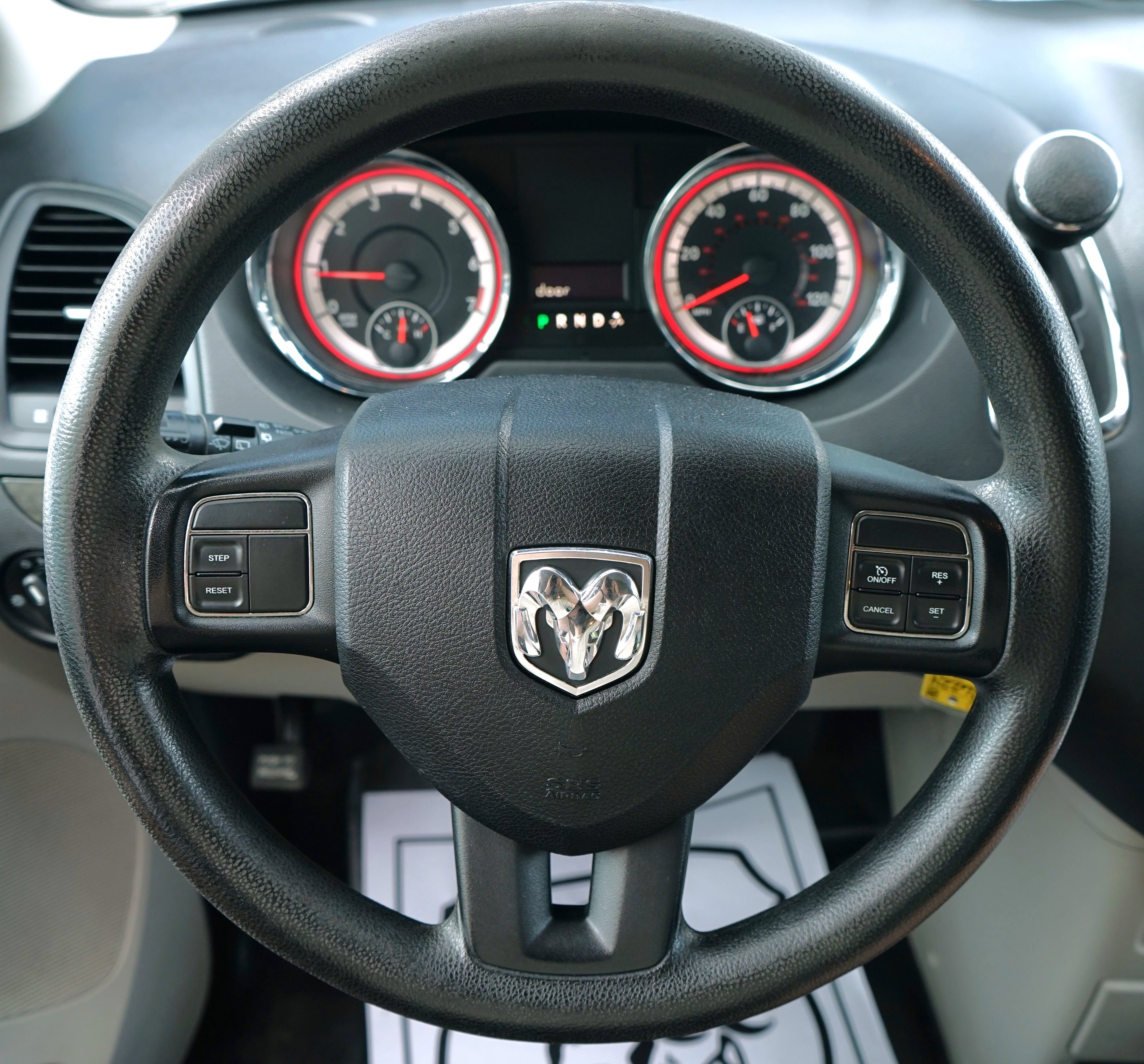 Used 2013 RAM C/V Tradesman FWD image 8