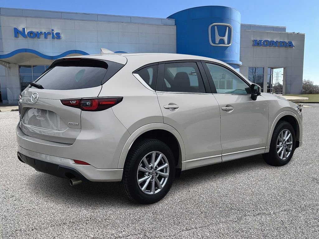 Used 2024 MAZDA CX-5 AWD 2.5 S w/ Select Package image 4