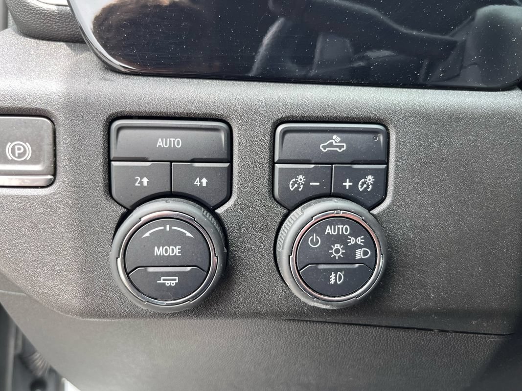 Used 2024 Chevrolet Silverado 1500 RST w/ Max Trailering Package AWD/4WD image 20
