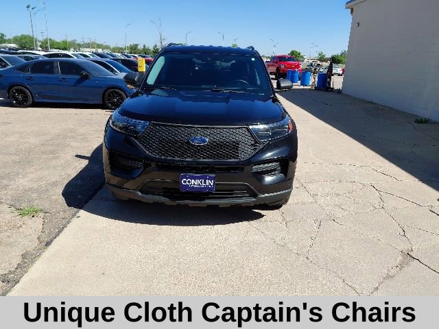Used 2022 Ford Explorer XLT AWD/4WD image 10