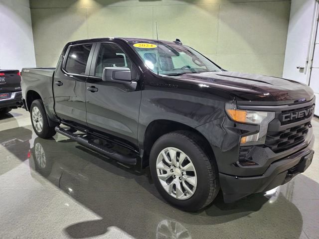 Used 2024 Chevrolet Silverado 1500 Custom w/ LPO, Dark Essentials Package image 2
