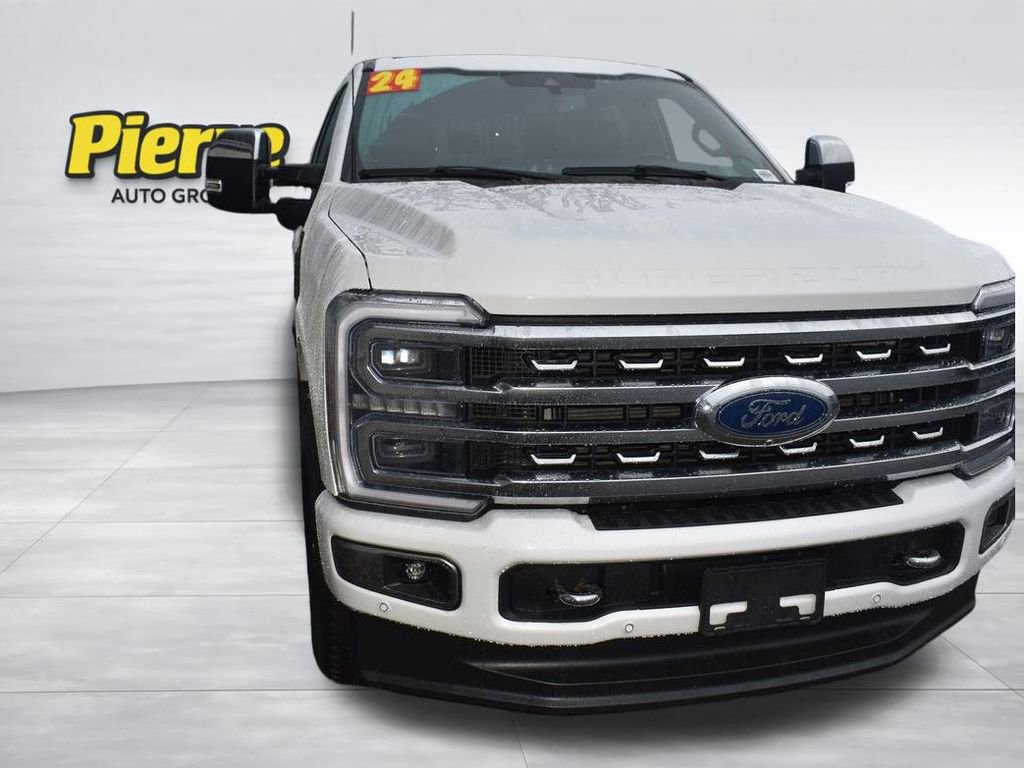 Used 2024 Ford F350 Platinum AWD/4WD image 4