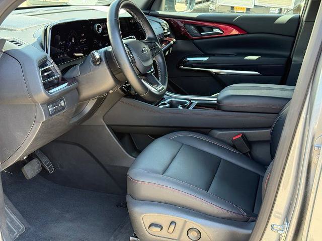 Used 2025 Chevrolet Traverse Z71 AWD/4WD image 6