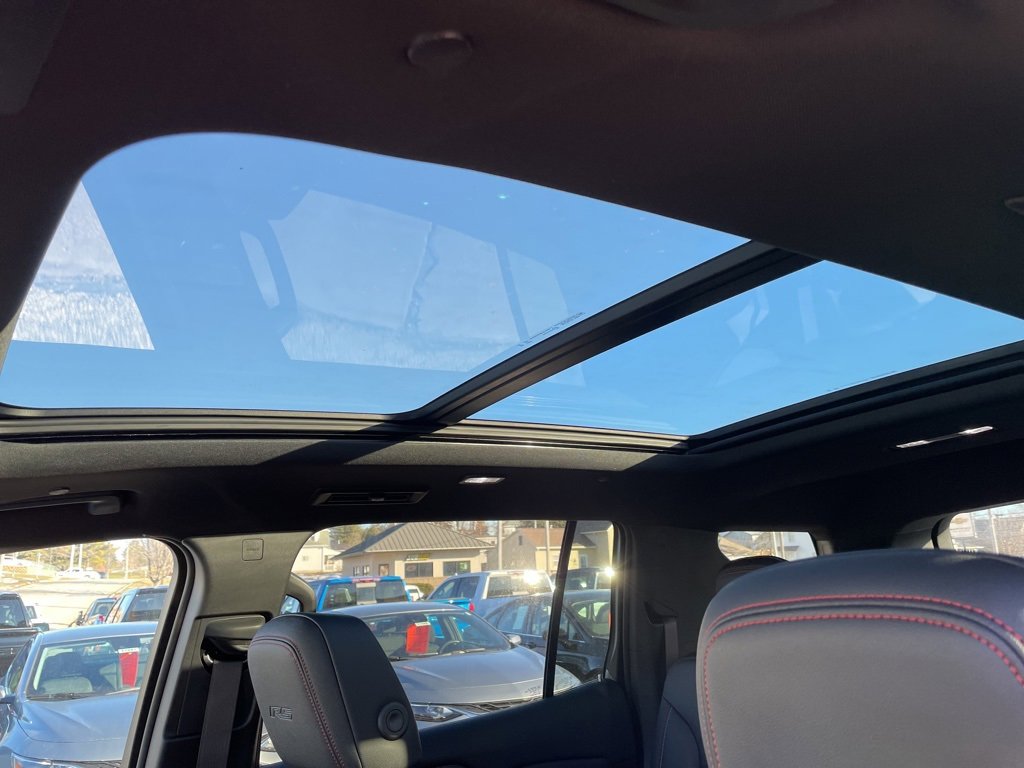 New 2026 Chevrolet Traverse RS image 4