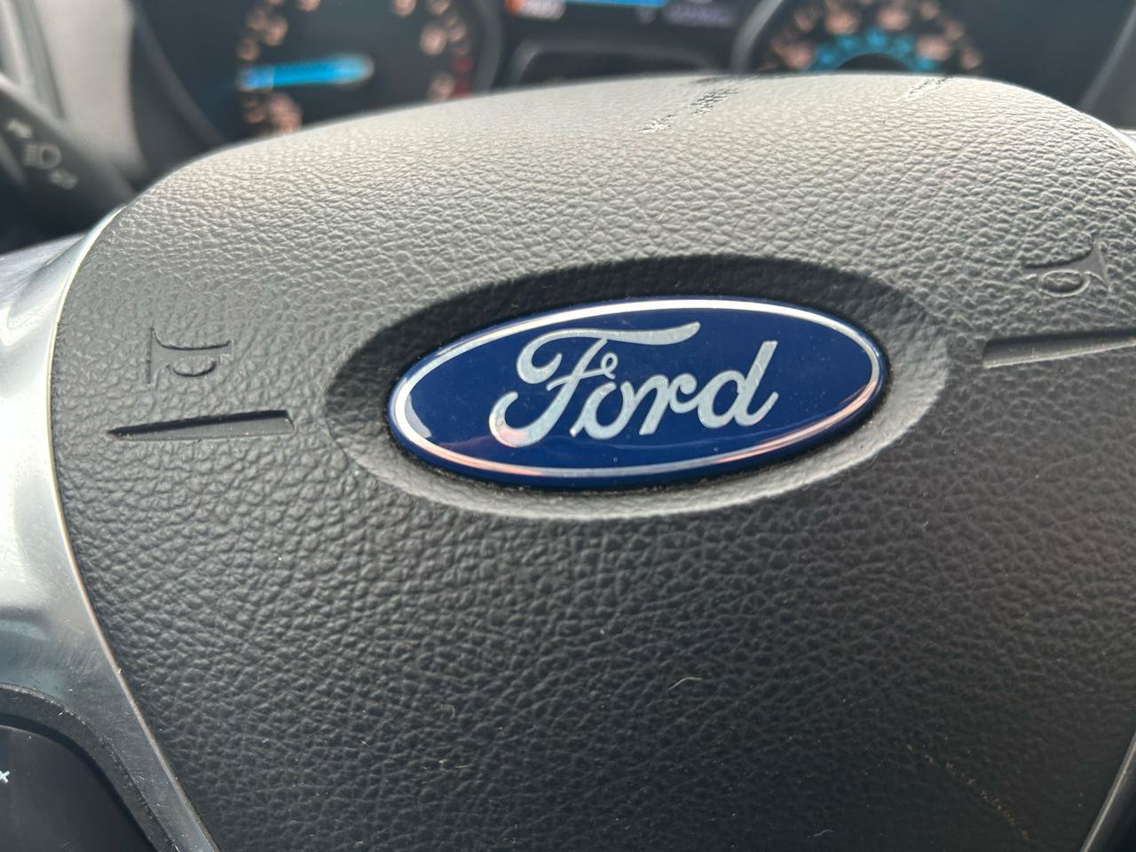Used 2014 Ford Escape SE w/ Equipment Group 201A FWD image 19
