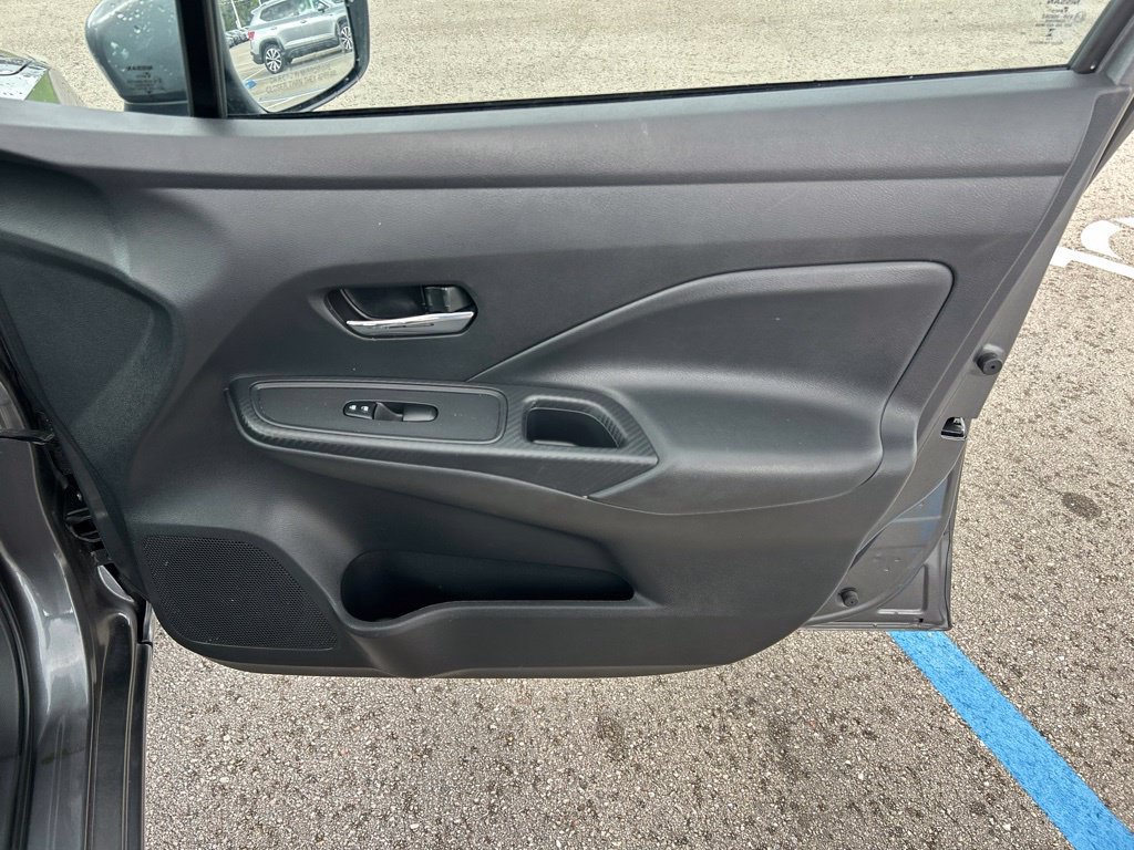 Used 2024 Nissan Versa SV FWD image 38