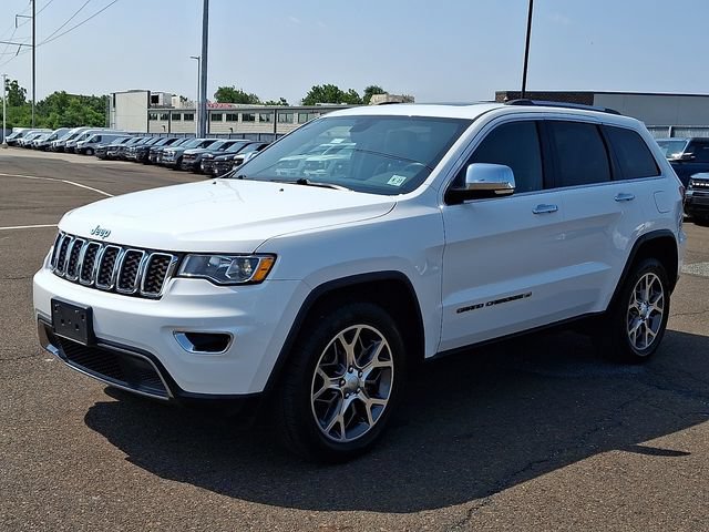Used 2022 Jeep Grand Cherokee Limited AWD/4WD image 3