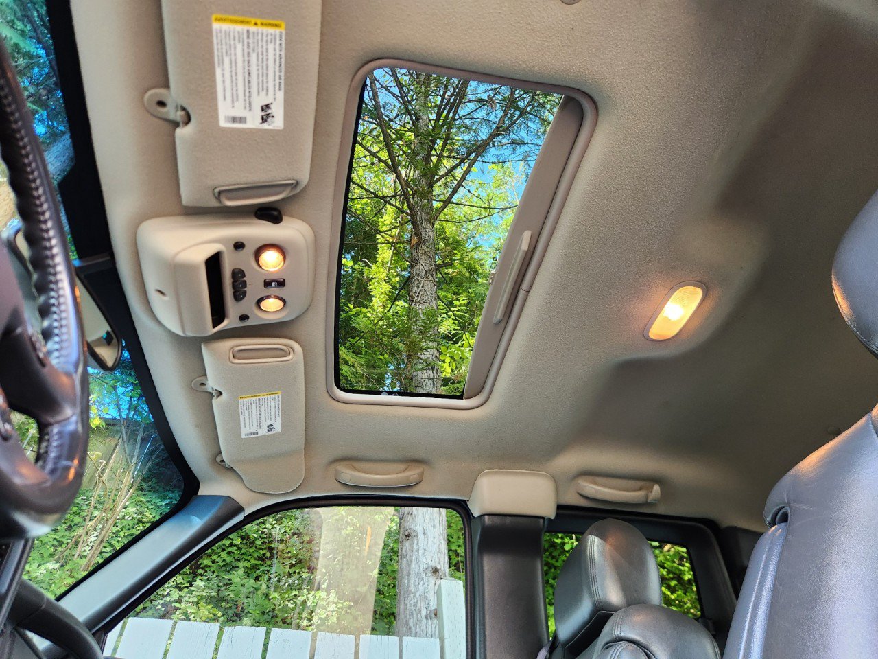 Used 2006 GMC Sierra 1500 SLT w/ Vortecmax Performance Pack AWD/4WD image 8