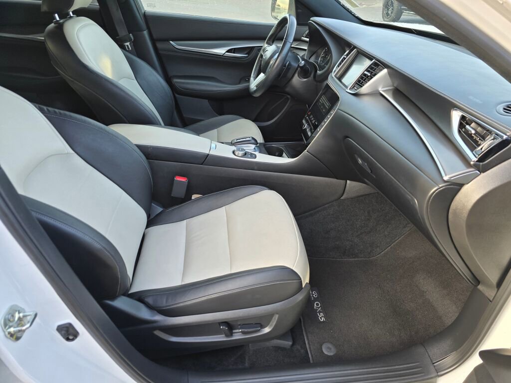 Used 2024 INFINITI QX55 Luxe image 10