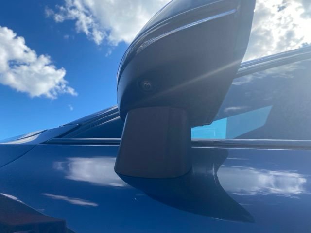 Used 2025 Volvo S60 B5 Plus AWD/4WD image 23