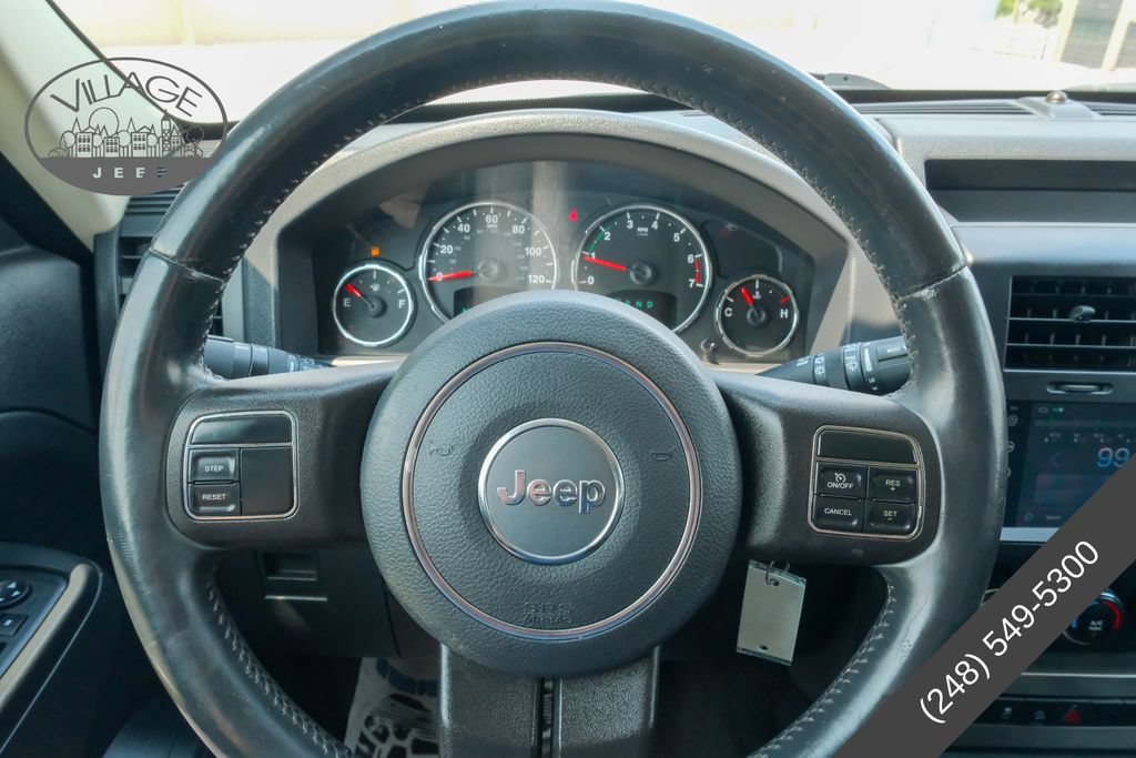 Used 2012 Jeep Liberty Sport w/ Popular Equipment Group AWD/4WD image 15