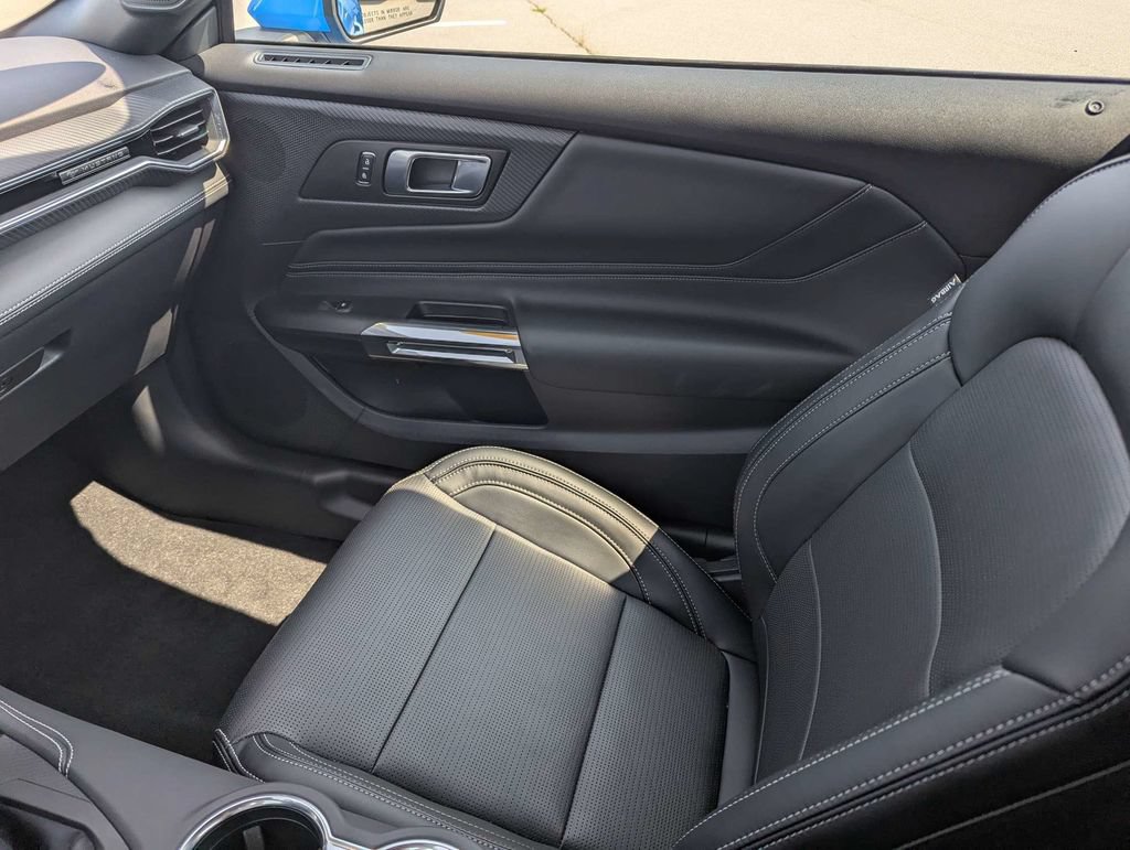 Used 2026 Ford Mustang GT Premium RWD image 15