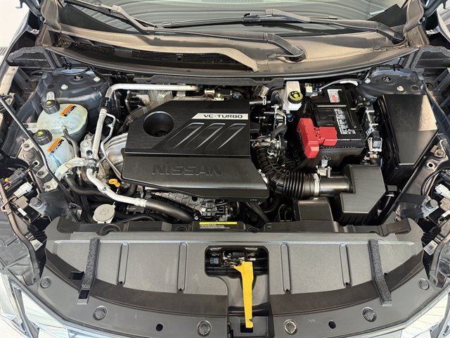 Used 2024 Nissan Rogue SV image 44