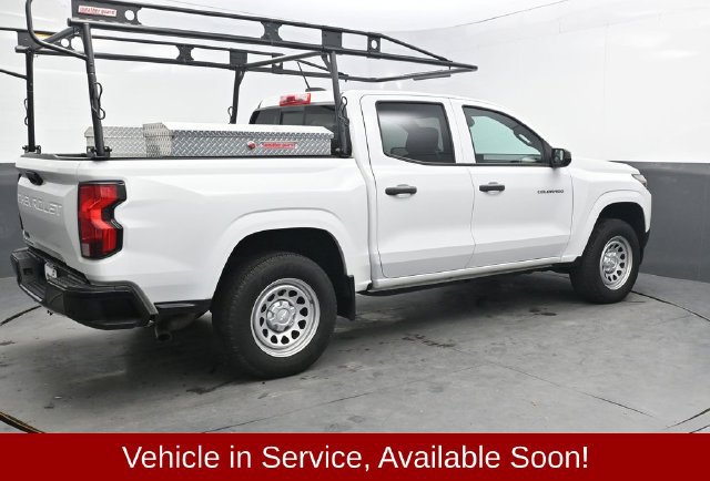 Used 2024 Chevrolet Colorado W/T w/ Safety Package RWD image 8