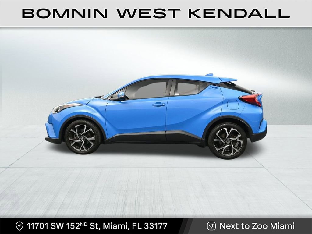 Used 2019 Toyota C-HR XLE image 2