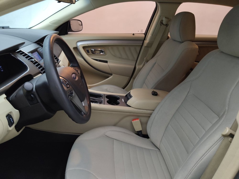 Used 2015 Ford Taurus SE FWD image 17