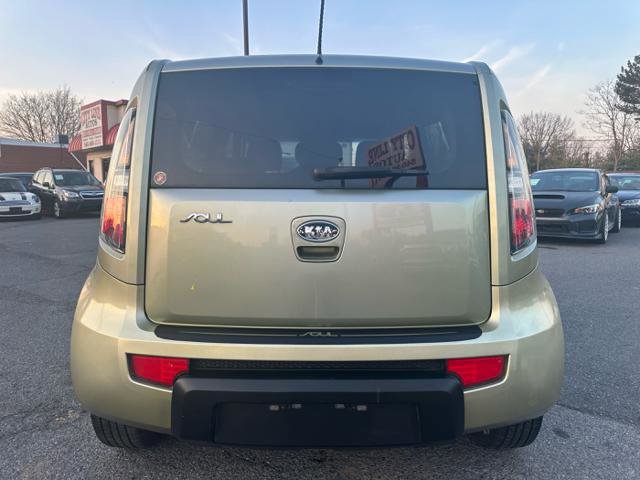 Used 2010 Kia Soul + w/ Audio Pkg FWD image 6