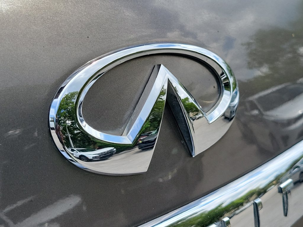 Used 2014 INFINITI QX80 2WD w/ Theater Package image 11