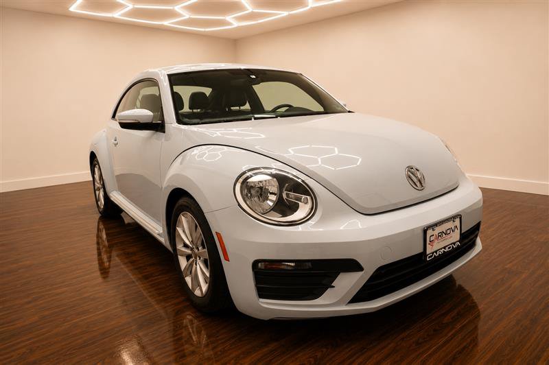 Used 2018 Volkswagen Beetle 2.0T S w/ Style & Comfort Package For S FWD image 10