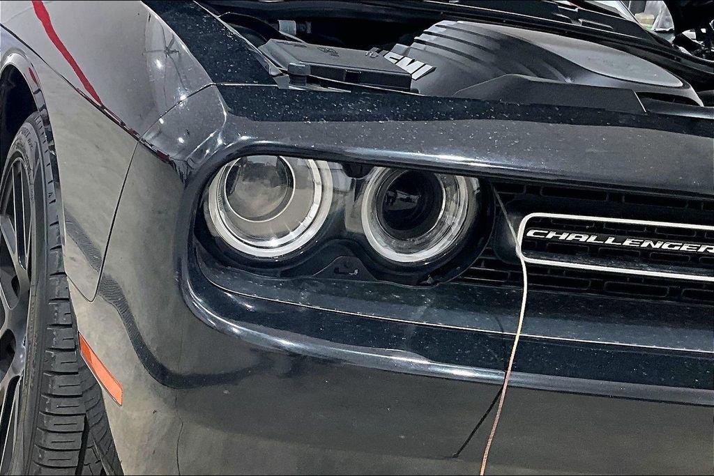 Used 2015 Dodge Challenger R/T w/ Quick Order Package 22B R/T RWD image 26