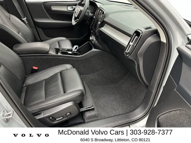 Certified 2026 Volvo XC40 B5 Plus w/ Protection Package Premier AWD/4WD image 25