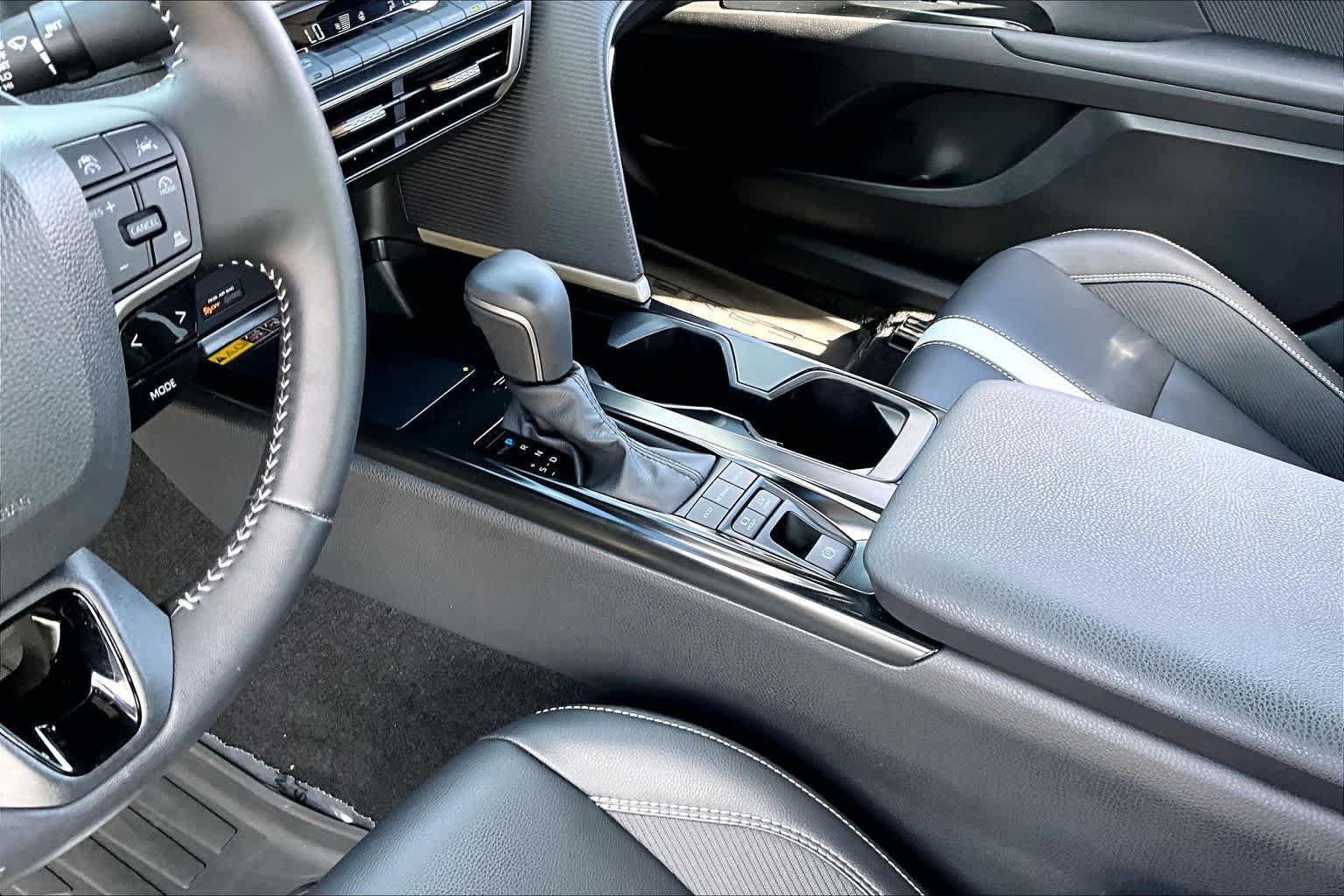 Certified 2025 Toyota Camry SE w/ Convenience Package FWD image 16