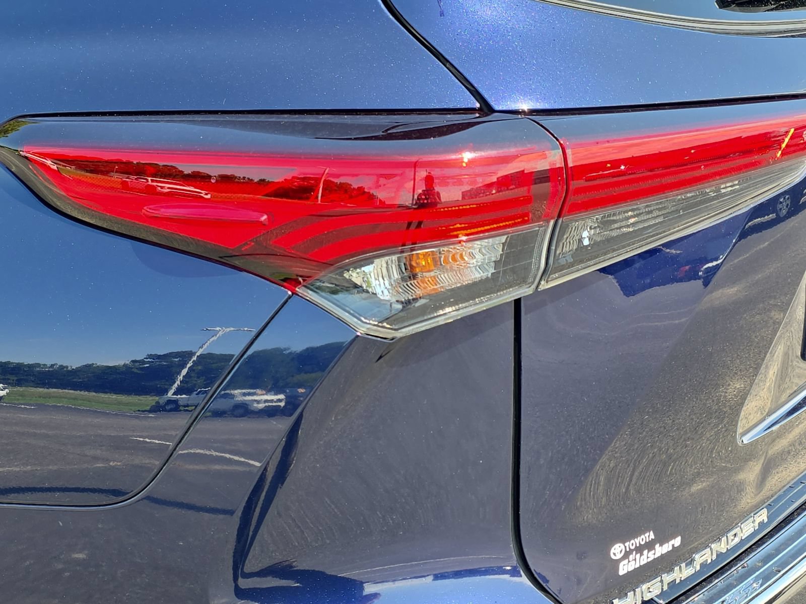 Used 2022 Toyota Highlander Platinum AWD/4WD image 35