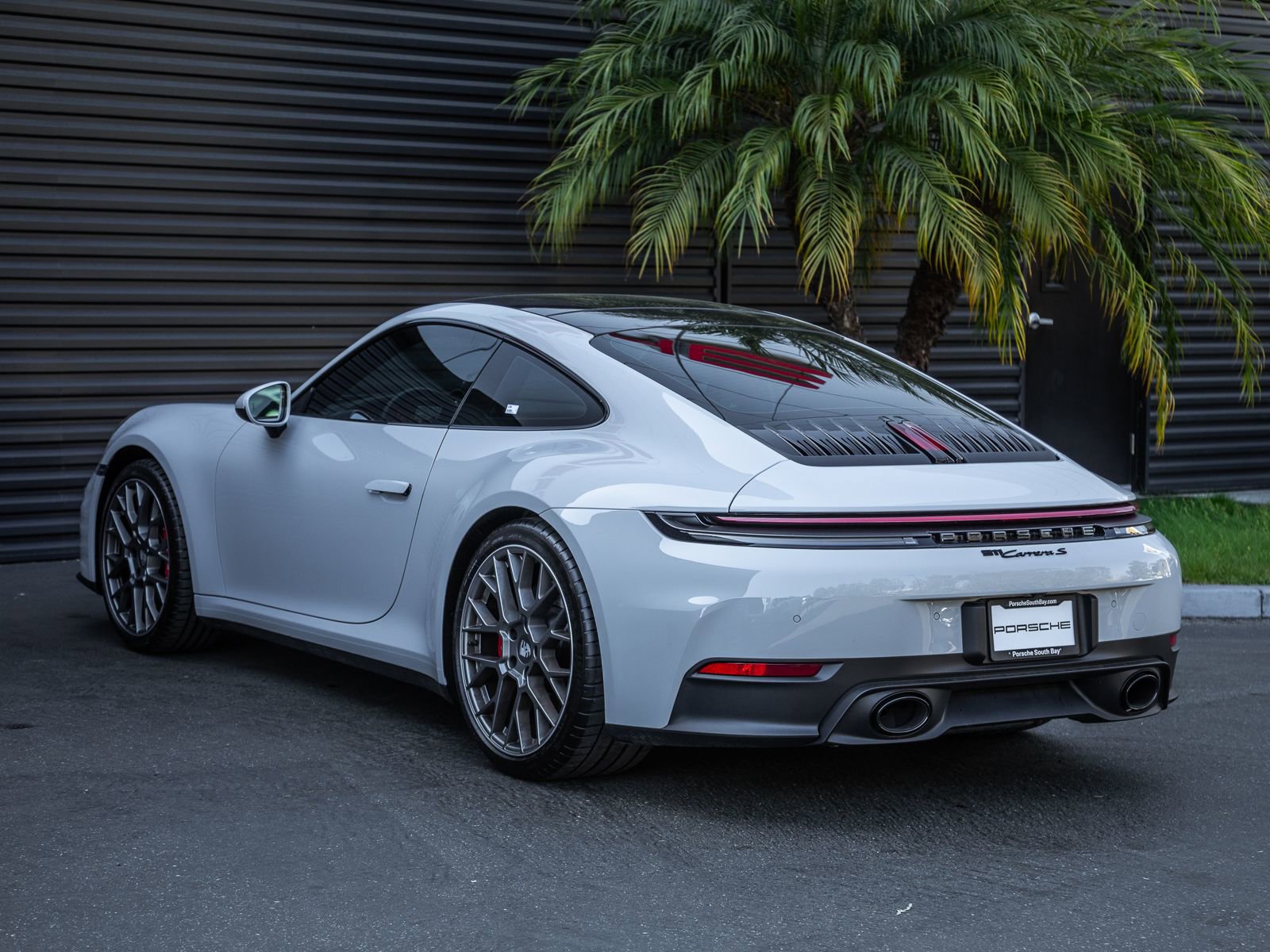 Certified 2025 Porsche 911 Carrera S RWD image 3