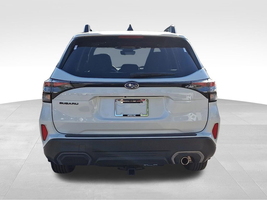 Used 2025 Subaru Forester Limited w/ Popular Package #2 AWD/4WD image 5