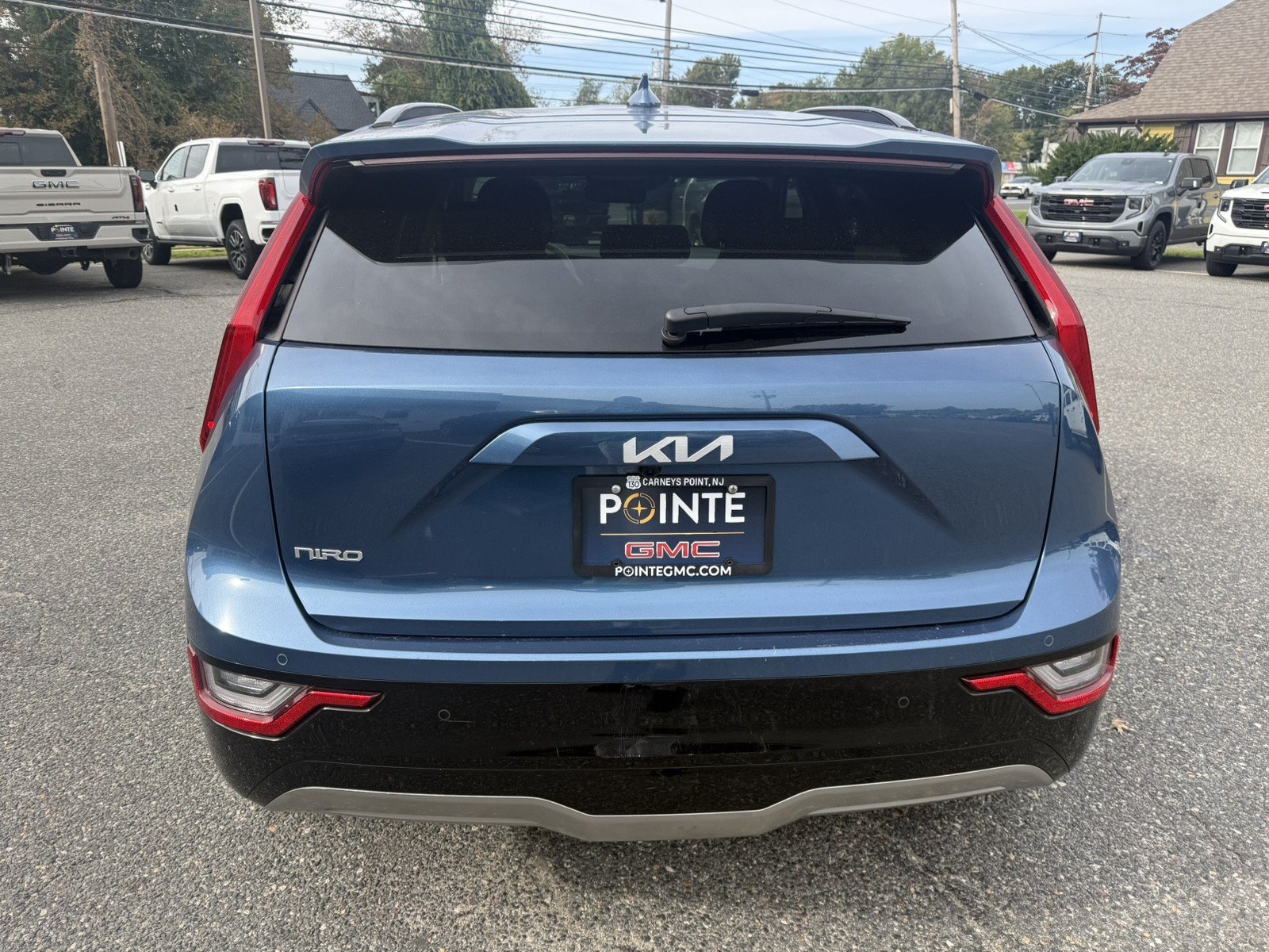 Used 2023 Kia Niro Wave FWD image 4