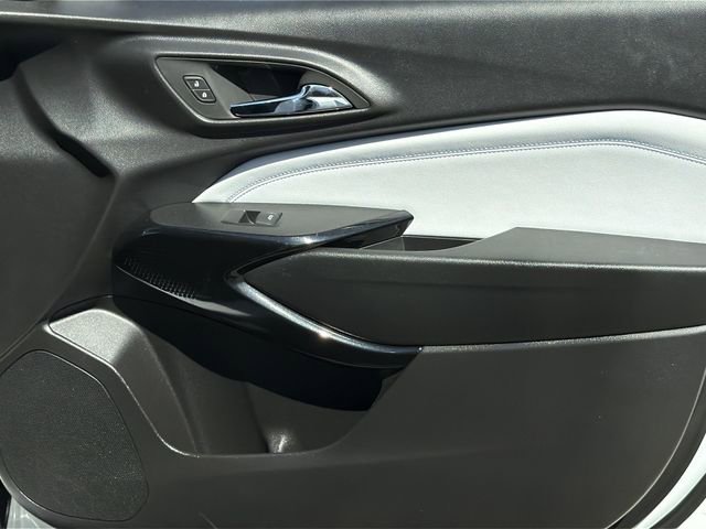 Used 2026 Chevrolet Trax LT w/ Sunroof Package image 36