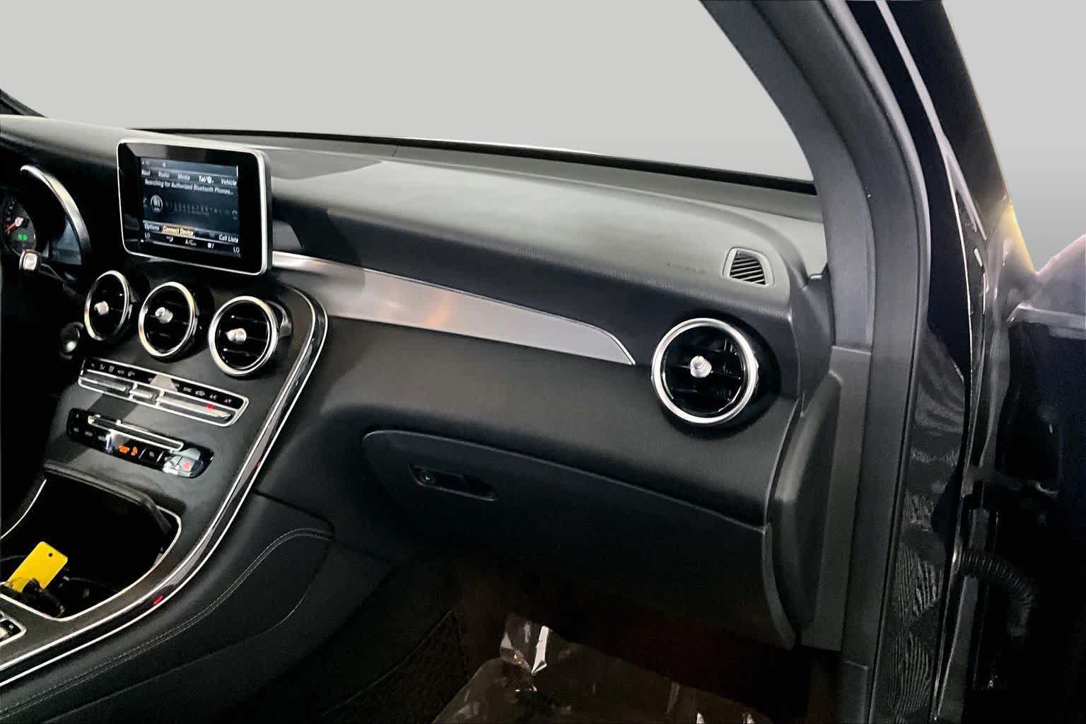 Certified 2019 Mercedes-Benz GLC 300 4MATIC image 19
