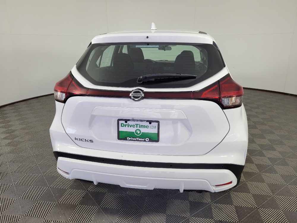 Used 2021 Nissan Kicks S FWD image 7