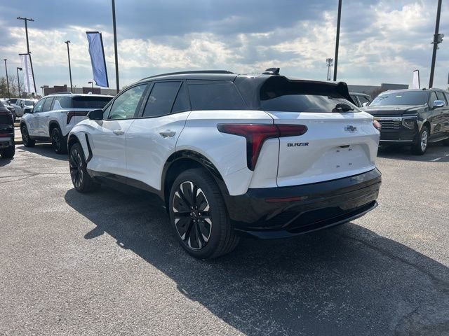 New 2025 Chevrolet Blazer EV RS image 5