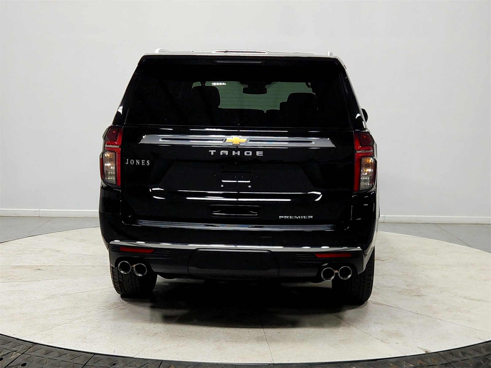 Used 2024 Chevrolet Tahoe Premier image 6