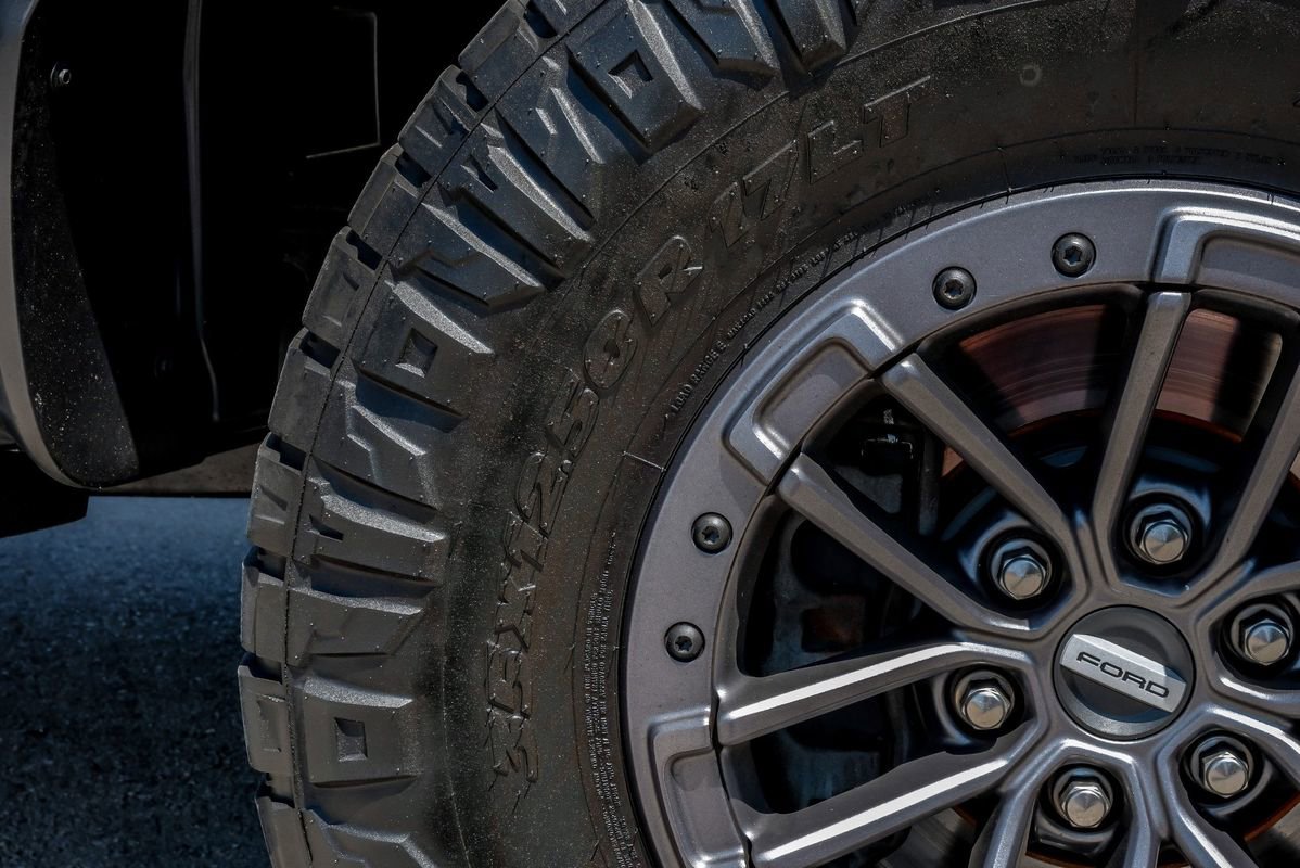 Used 2020 Ford F150 Raptor w/ Equipment Group 802A Luxury image 67