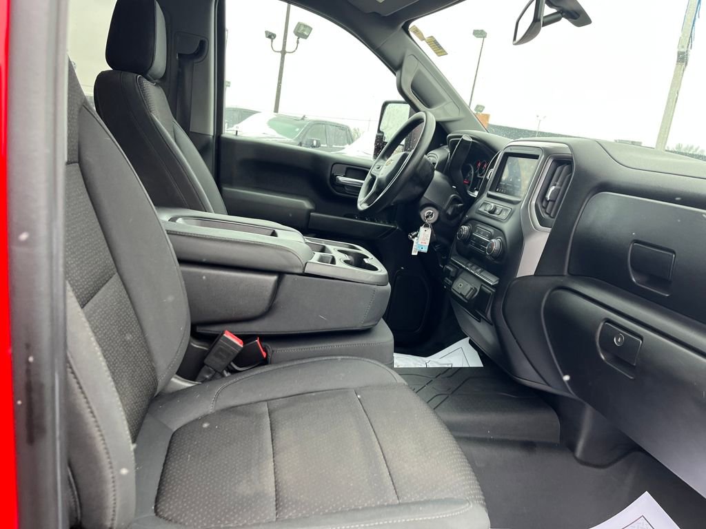 Used 2020 Chevrolet Silverado 2500 Custom w/ Custom Value Package image 29