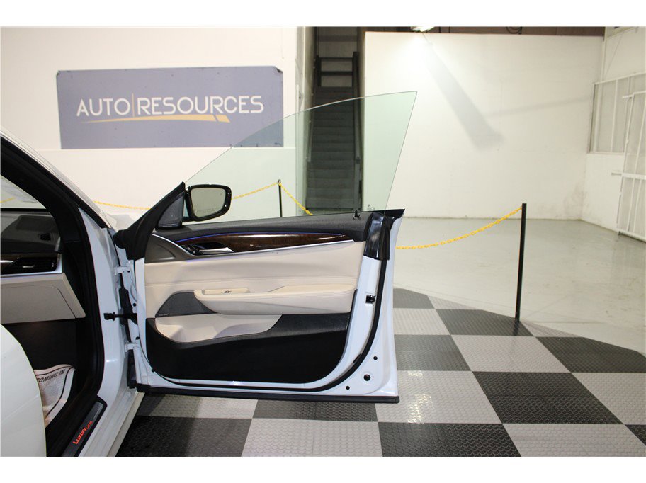 Used 2018 BMW 640i Gran Turismo xDrive w/ M Sport Package image 29