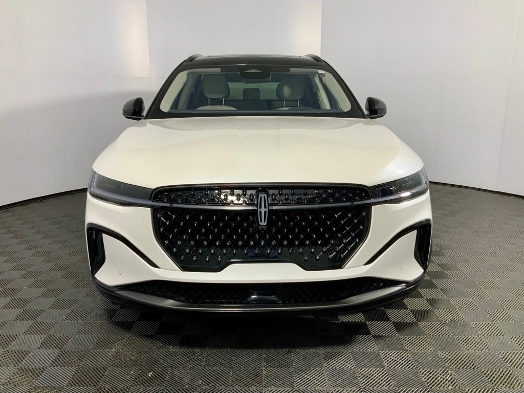 New 2026 Lincoln Nautilus Reserve image 6