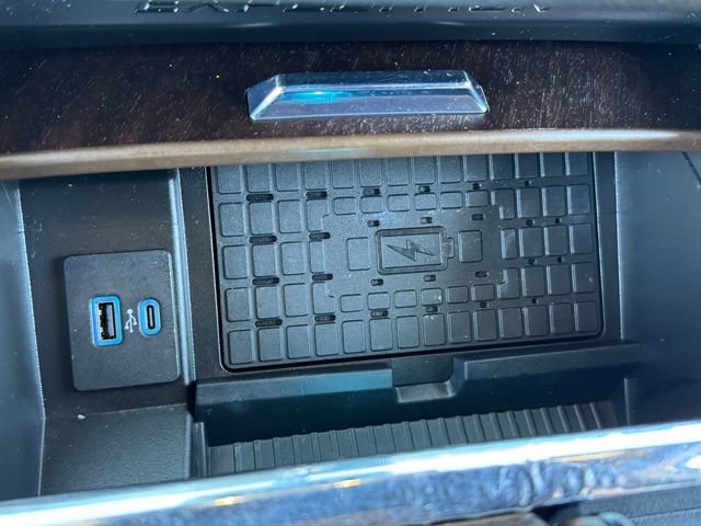 Used 2024 Ford Expedition King Ranch image 29